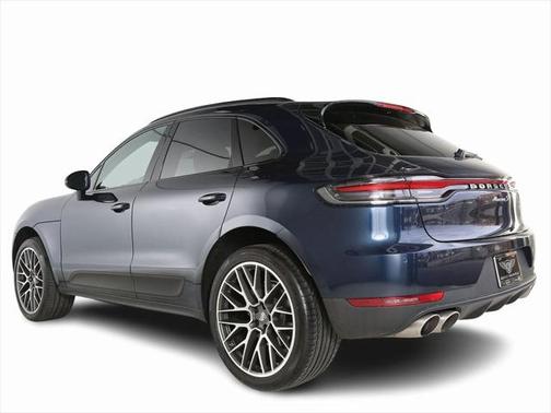 2020 Porsche Macan Base