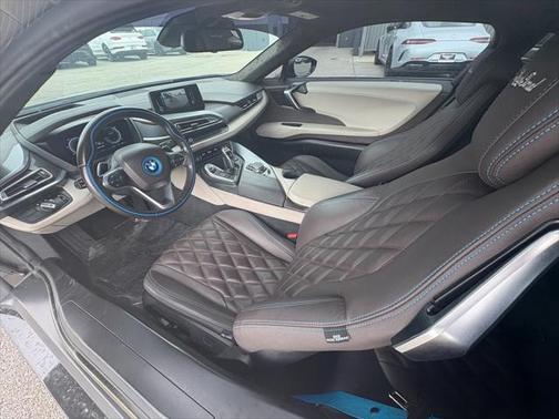 2014 BMW i8 Base