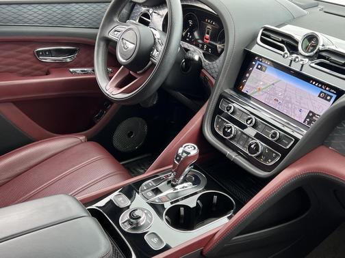 2023 Bentley Bentayga Azure