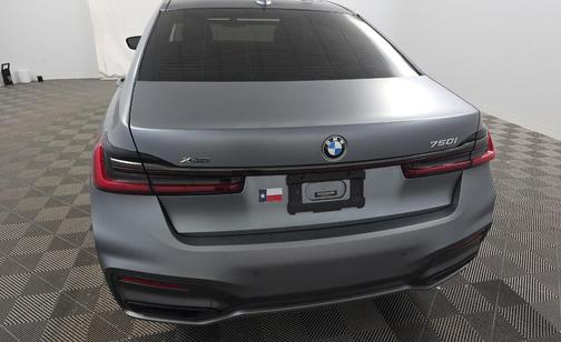 Frozen Bluestone Metallic 2022 BMW 750 i xDrive