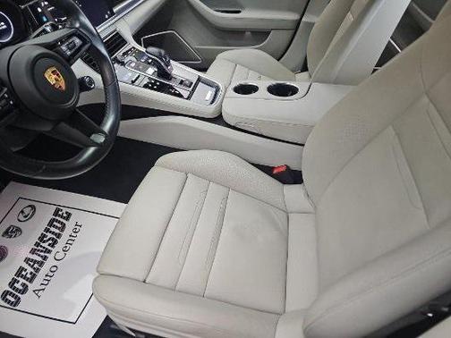 2022 Porsche Panamera GTS