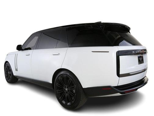 Fuji White 2024 Land Rover Range Rover P400 SE