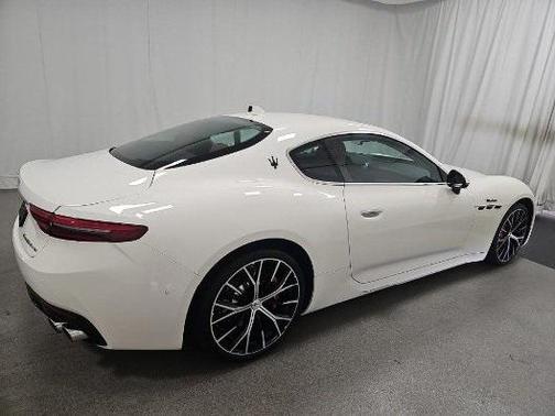 2024 Maserati GranTurismo Modena