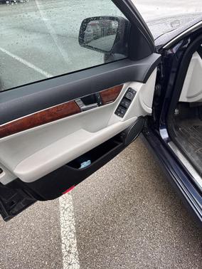 2009 Mercedes-Benz C-Class Sport