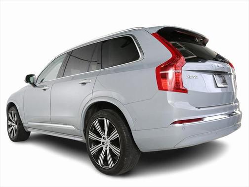 2024 Volvo XC90 B6 Plus Bright Theme 7-Seater