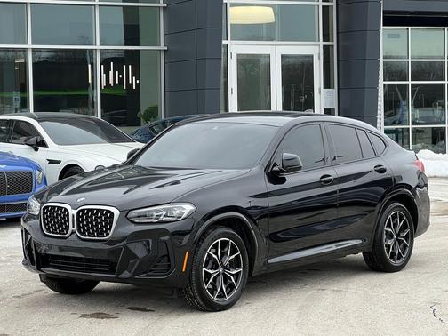 2024 BMW X4 xDrive30i