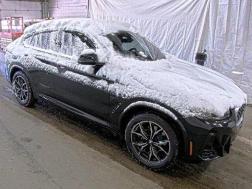 2024 BMW X4 xDrive30i