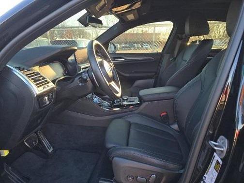 2024 BMW X4 xDrive30i
