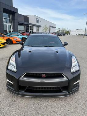 Jet Black 2015 Nissan GT-R Black Edition