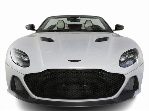 2023 Aston Martin DBS Volante