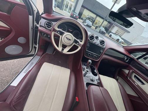 2019 Bentley Bentayga V8