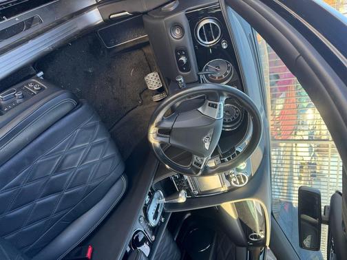 2014 Bentley Flying Spur Base