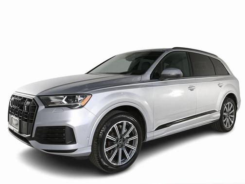 2022 Audi Q7 45 Premium Plus