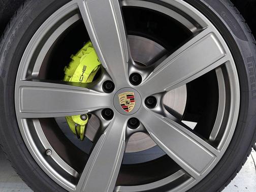 2023 Porsche Cayenne Cayenne E-Hybrid