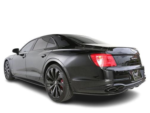 Black 2022 Bentley Flying Spur V8