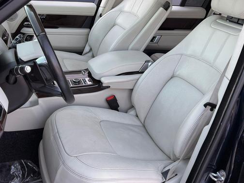 2020 Land Rover Range Rover 3.0L V6 Supercharged HSE