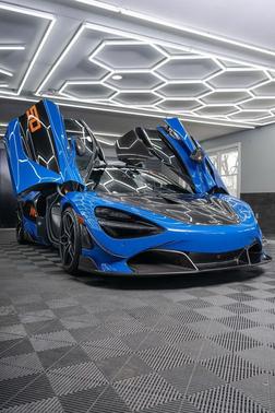 2018 McLaren 720S Base