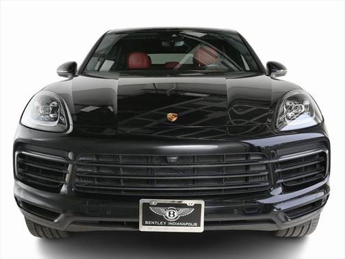 2023 Porsche Cayenne Base