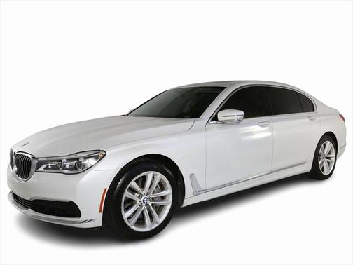 2019 BMW 750 i xDrive