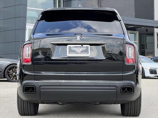 2023 Rolls-Royce Cullinan Black Badge