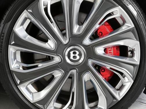 2022 Bentley Flying Spur Hybrid Mulliner