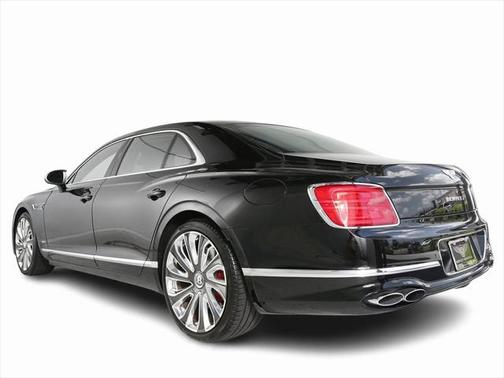 2022 Bentley Flying Spur Hybrid Mulliner