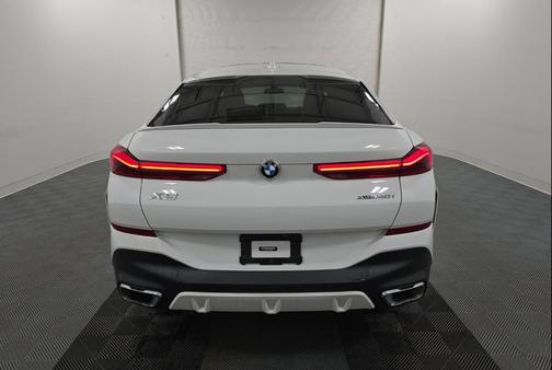 Alpine White 2023 BMW X6 xDrive40i