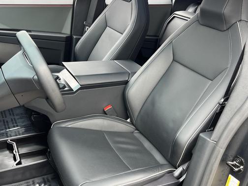 2024 Tesla Cybertruck All-Wheel Drive