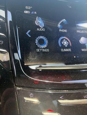 Crystal White Tricoat 2020 Cadillac Escalade Platinum