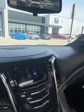 Crystal White Tricoat 2020 Cadillac Escalade Platinum