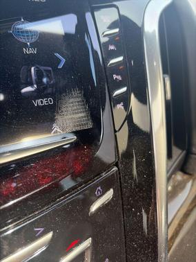 Crystal White Tricoat 2020 Cadillac Escalade Platinum