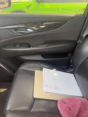 Crystal White Tricoat 2020 Cadillac Escalade Platinum