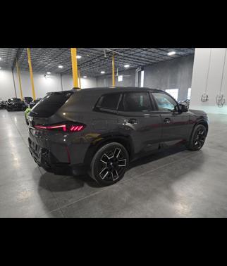 2025 BMW XM Base