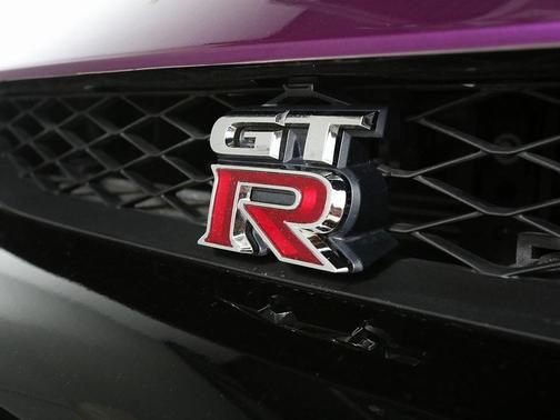 2021 Nissan GT-R Premium Dual-clutch 6-Speed Transmission