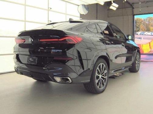 2023 BMW X6 xDrive40i