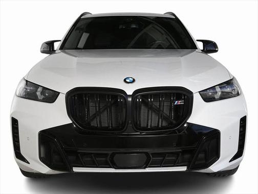 2024 BMW X5 M60i