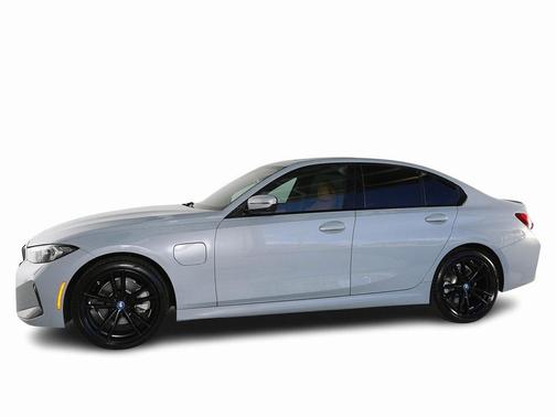 2024 BMW 330e Base