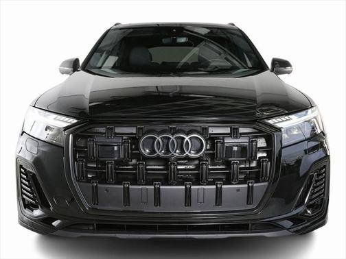 2025 Audi Q7 55 Prestige