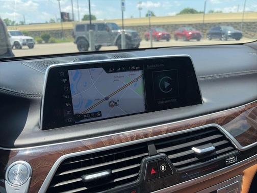 Black Sapphire Metallic 2017 BMW 750 i xDrive