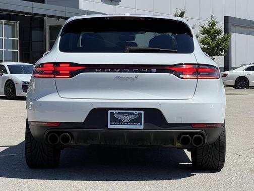 2019 Porsche Macan S