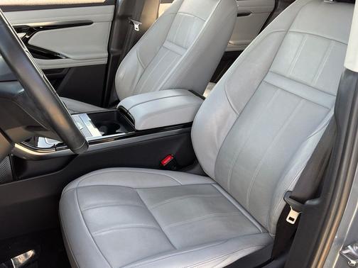 2022 Land Rover Range Rover Evoque SE