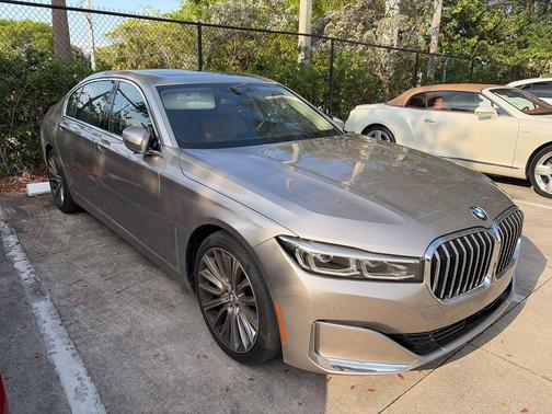 Cashmere Silver Metallic 2021 BMW 750 i xDrive