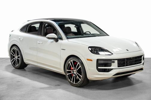 2025 Porsche Cayenne Turbo