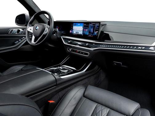 Frozen Pure Grey Metallic 2023 BMW X7 xDrive40i