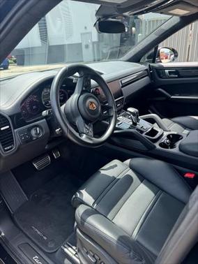 2022 Porsche Cayenne Turbo GT