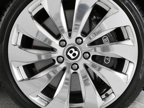 2022 Bentley Flying Spur V8