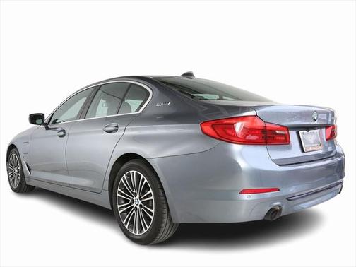 2019 BMW 530e xDrive iPerformance