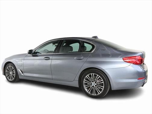 2019 BMW 530e xDrive iPerformance