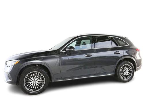 Graphite Grey Metallic 2025 Mercedes-Benz GLC 300 4MATIC