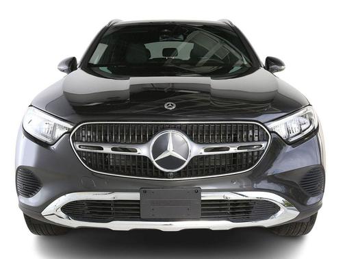 Graphite Grey Metallic 2025 Mercedes-Benz GLC 300 4MATIC